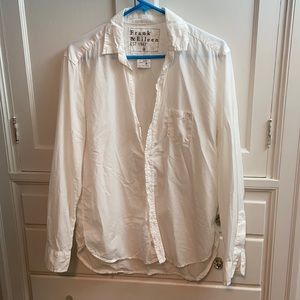 FRANK & EILEEN WHITE BUTTON DOWN SHIRT SIZE M